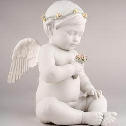 Lladro Celestial Angel Figurine 01009532