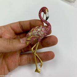 18 Karat Yellow Gold Pink Sapphire Diamond Flamingo Brooch Brs 0170-1/3