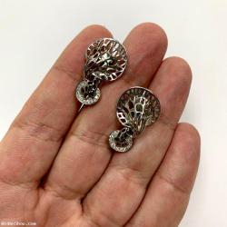Diamonds 18 Karat White Gold Tree Mushroom Earrings. E0092-10/1