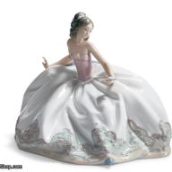 LLADRO At The Ball Woman Figurine 01005859