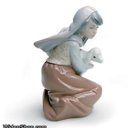 LLADRO Lost Lamb Nativity Figurine 01005484