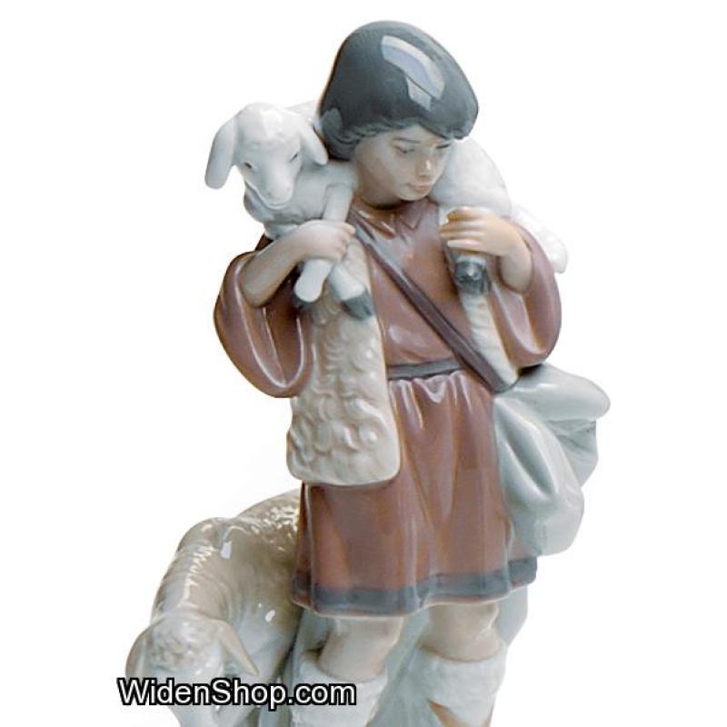LLADRO Shepherd Boy Nativity Figurine 01005485