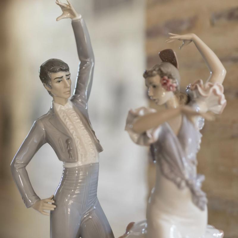 Lladro A Passionate Dance Flamenco Couple Figurine 01006387