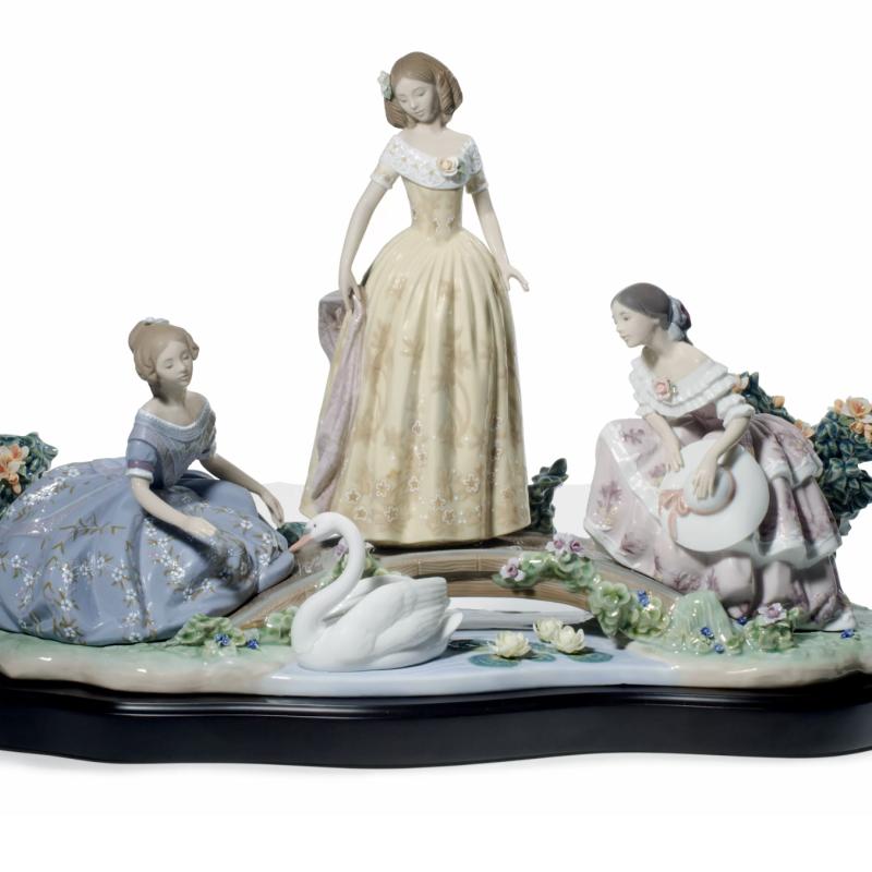 Lladro Daydreaming By The Pond Women Sculpture. Limited Edition 01008664