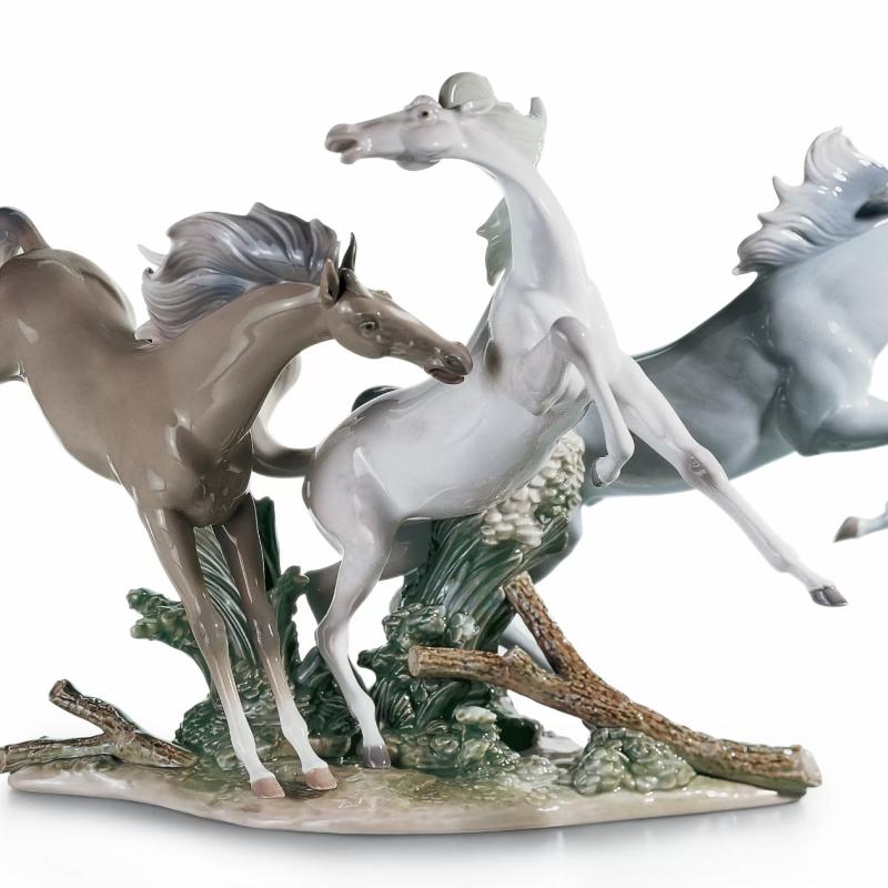 Lladro Born Free Horses Sculpture 01001420