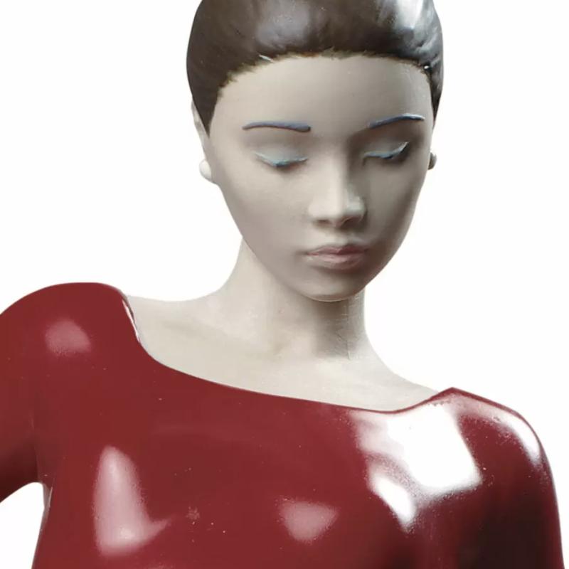 Lladro Buleria Flamenco Dancer Woman Figurine. Red 01009183