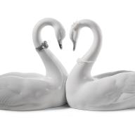 Lladro Endless Love Swans Figurine. Silver Lustre 01007049