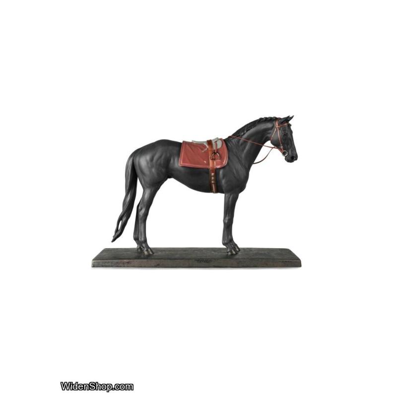 Lladro English Purebred Horse 01009469