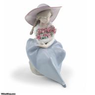 Lladro Fragrant Bouquet Girl with Carnations Figurine 01007215