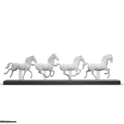 Lladro Galloping Herd Horses Figurine White 01009086 RETIRED