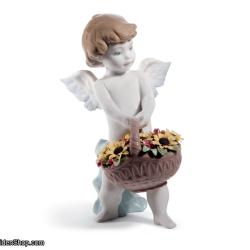 Lladro Heaven's Harvest Angel Figurine. 60th Anniversary 01008676