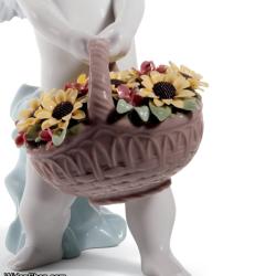 Lladro Heaven's Harvest Angel Figurine. 60th Anniversary 01008676