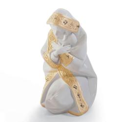Lladro Mary Nativity Figurine. Golden Lustre 01007086