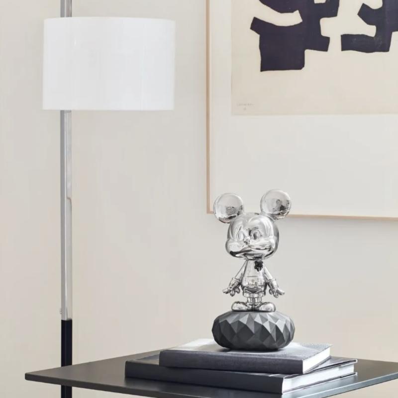New In Mickey Mouse Platinum Sculpture  Porcelain creation portraying a contemporary vision of Mickey Mouse, one of the best-loved characters from the Disney factory 01009706