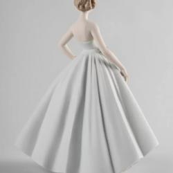 Lladro My favourite gown Woman Figurine 01009567