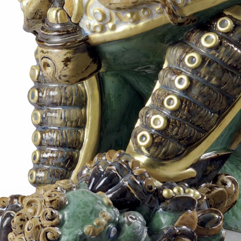 Lladro Oriental Lioness Sculpture Green Limited Edition 01001986