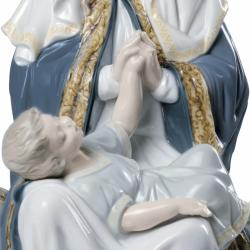 Lladro Our Lady of Divine Providence Figurine 01008479
