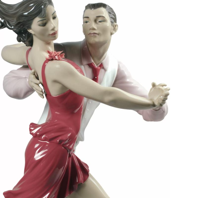 Lladro Salsa Couple Figurine. Limited Edition 01009146