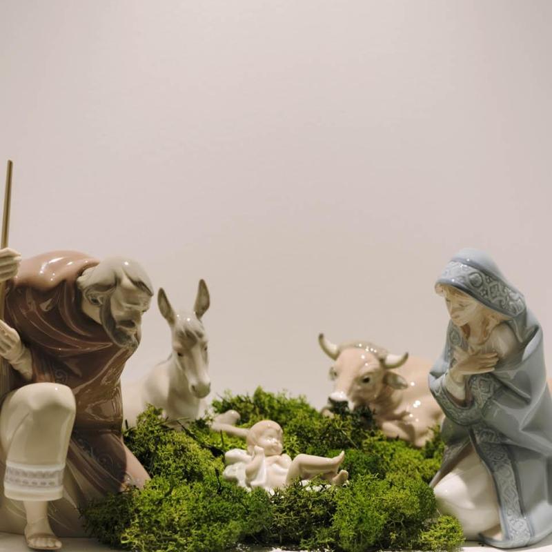 Lladro Silent Night Nativity Set 01007804