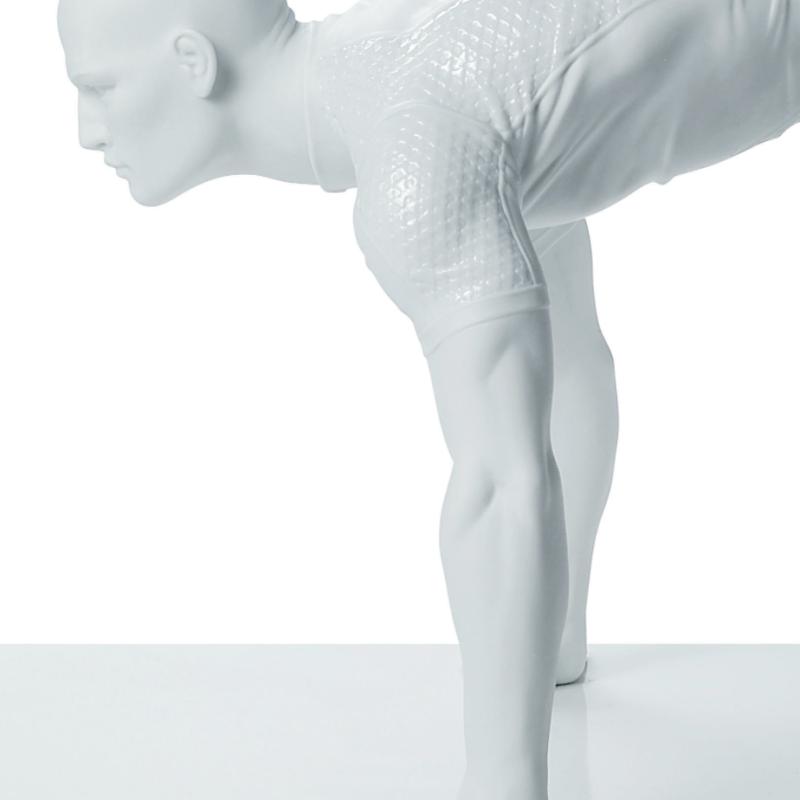 Lladro Sprinter Man Figurine 01008366