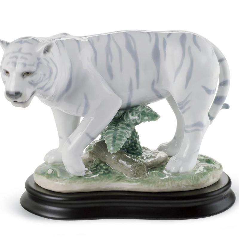 Lladro The Tiger Figurine 01008465
