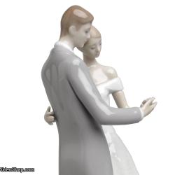 Lladro Together Forever Couple Figurine 01008107