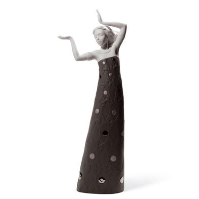 Lladro Arethusa Figurine. Silver Lustre 01011958
