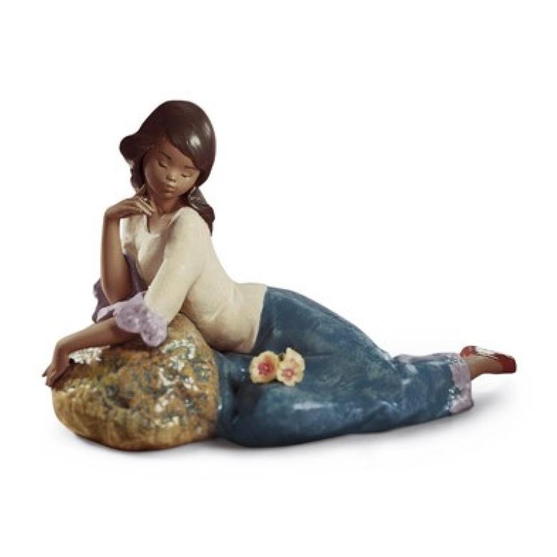 Lladro Meditative Moment Woman Figurine 01012418