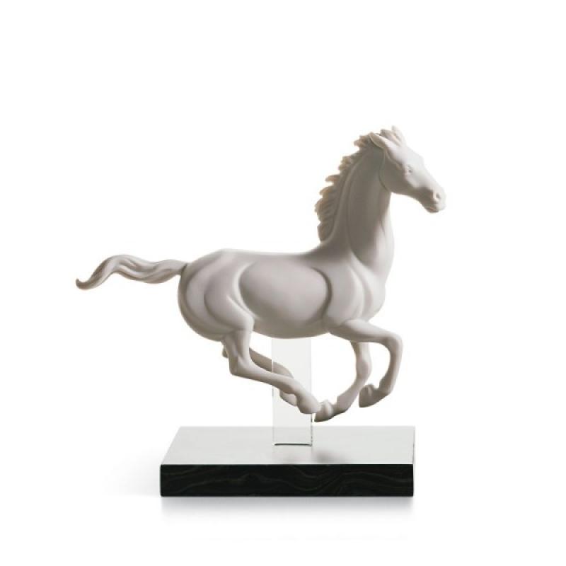 Lladro Gallop IV Horse Figurine 01016957